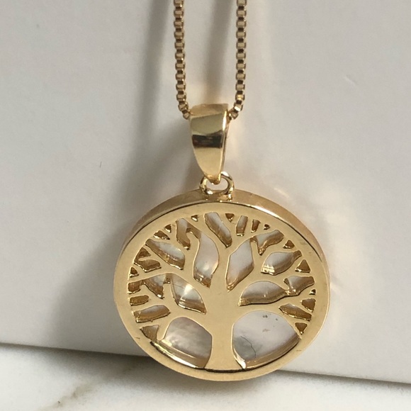18k GF Nacar Shell Family Tree Necklace - Picture 6 of 9